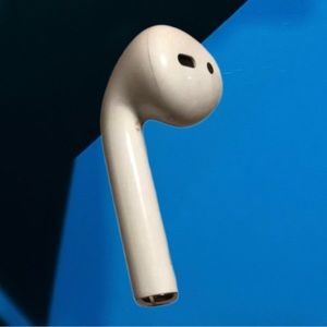 Apple Airpods 1st Generation (Left Only)